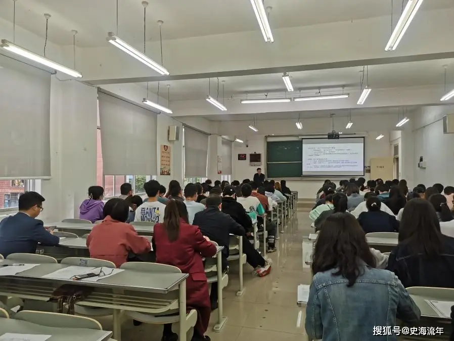 法学就业饱和了吗__法学开设的专业